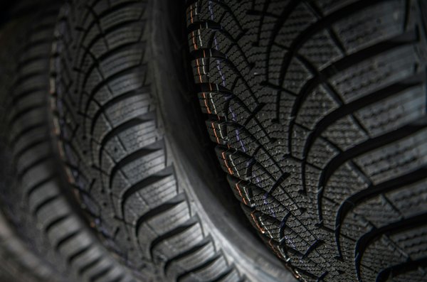 Pourquoi opter pour des pneus 4x4 215 60 R17 peut vous aider à avoir une meilleure performance ?